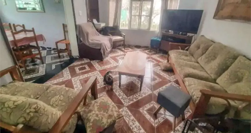 Sobrado à venda com 5 quartos, sendo 1 suíte, em Campo Grande, São Paulo, SP