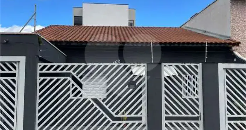 Casa térrea à venda com 3 quartos, sendo 2 suítes,  em parada inglesa, são paulo - sp