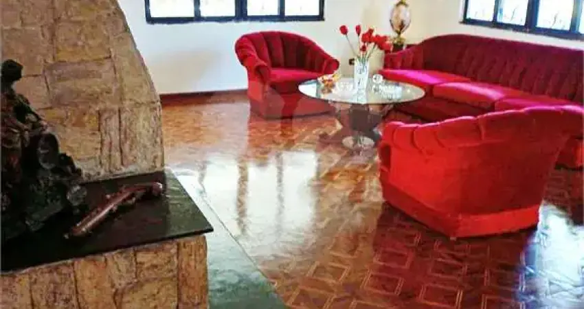 Sobrado à venda com 3 quartos, sendo 3 suítes,  em saúde, são paulo - sp