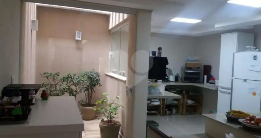 Sobrado à venda com 4 quartos, sendo 3 suítes, em cambuci, são paulo - sp