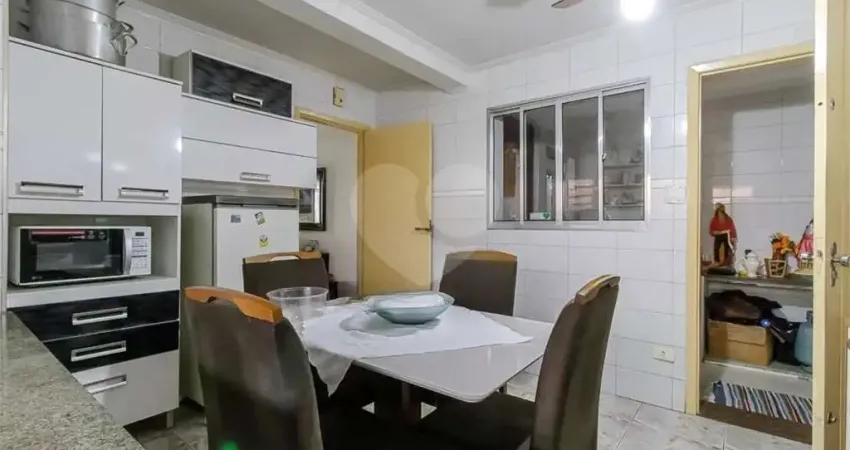 Casa à venda com 3 quartos, sendo 1 suíte, em bosque da saúde, são paulo - sp