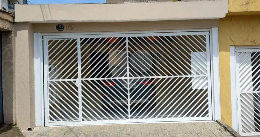 Sobrado à venda com 3 quartos, sendo 1 suíte, em Saúde, São Paulo, SP