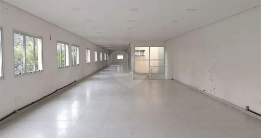 Galpão à venda ou para alugar com 3 quartos, sendo 3 suítes,  em aclimação, são paulo - sp