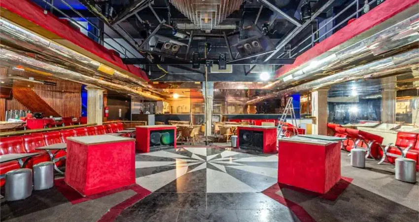 Prédio com 8 salas para alugar na Rua Augusta, Consolação, São Paulo