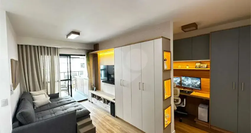 Apartamento à venda com 2 quartos, sendo 1 suíte, no condomínio Edificio Contenporaneo Jardins, São Paulo - SP