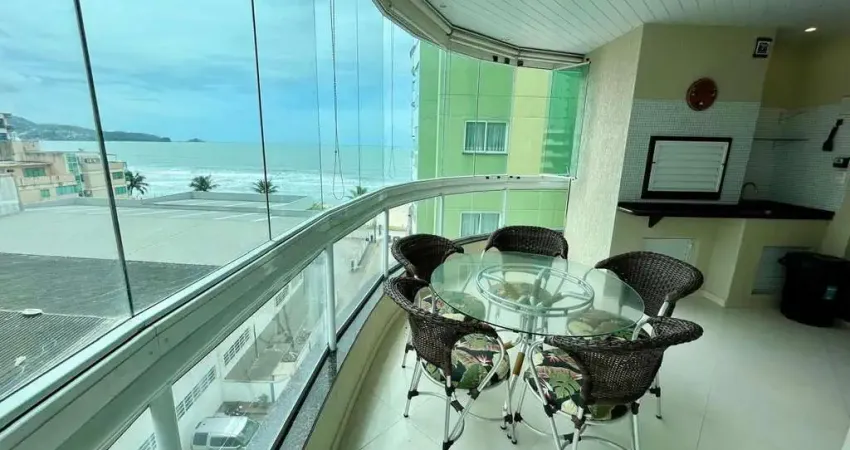 Amplo apartamento na Quadra do Mar em Meia Praia - ALUGUEL DE TEMPORADA