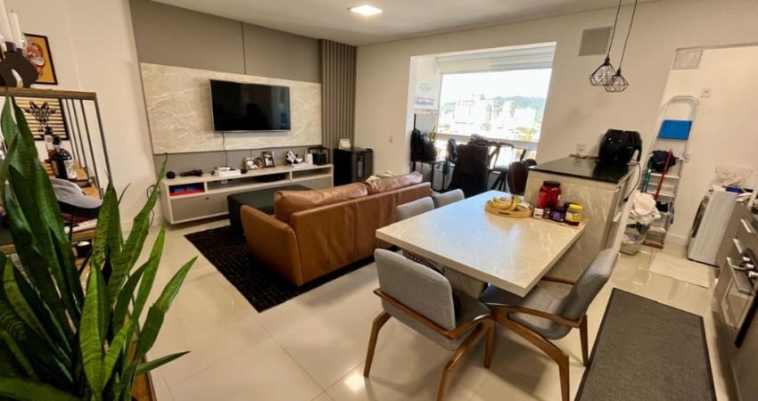 Lindo Apartamento em Porto Belo com 2 suítes e 2 vagas de garagem - LOCAÇÃO ANUAL
