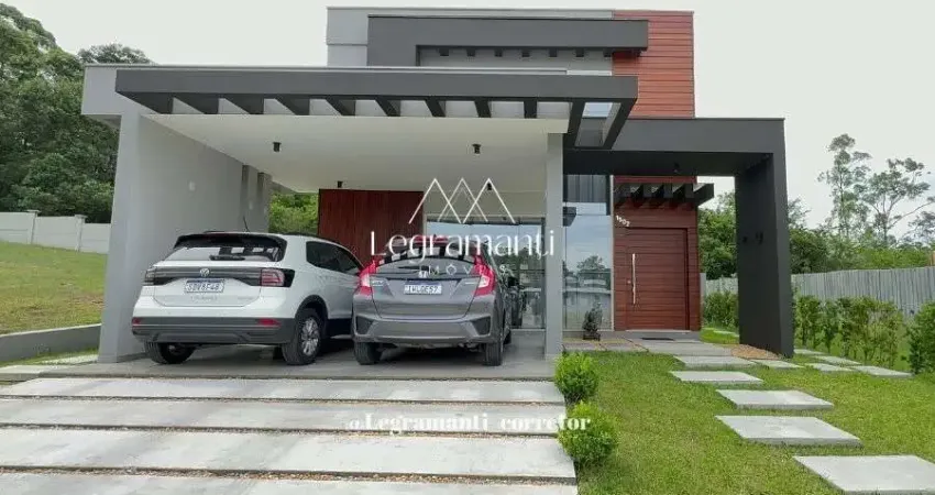 Casa - Sobrado à venda no Condomínio Reservas do Lago