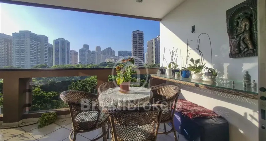 Apartamento com 119 mts + 3 quartos + dependências no barramares, lucio costa