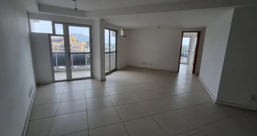 Cobertura com 197 metros, quatro quartos e três suítes na freguesia