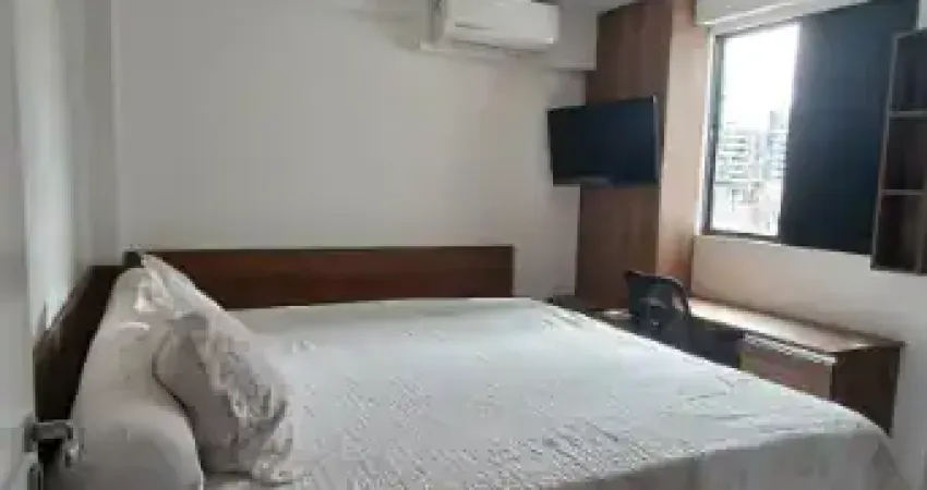 Apartamento com 3 quartos para alugar na Rua Raphael Perrelli, 00, Jatiúca, Maceió