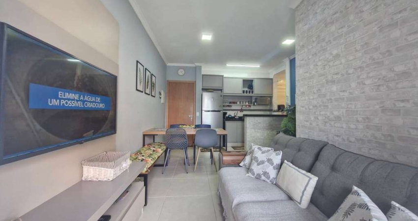 Oportunidade única, não perca tempo, apartamento apenas 250 metros do mar