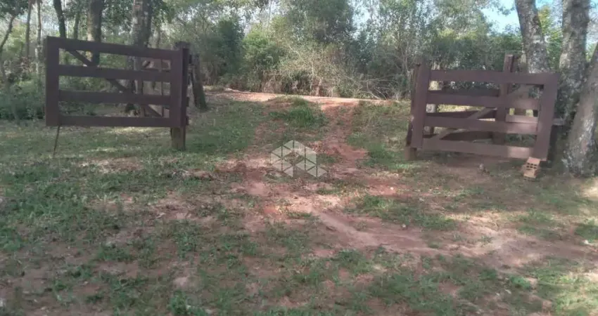 Chácara / sítio com 3 quartos à venda na Alves, 100, Centro, Mariana Pimentel