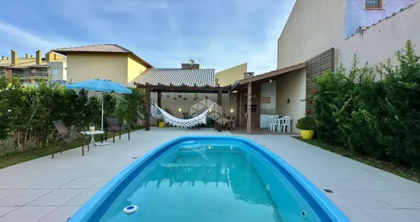 Casa com 5 quartos à venda na Das Rosas, 4176, Capão Novo, Capão da Canoa