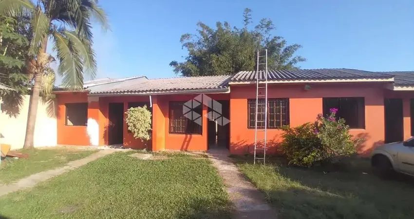 Casa em condomínio fechado com 2 quartos à venda na Rua Itália, 412, Niterói, Canoas