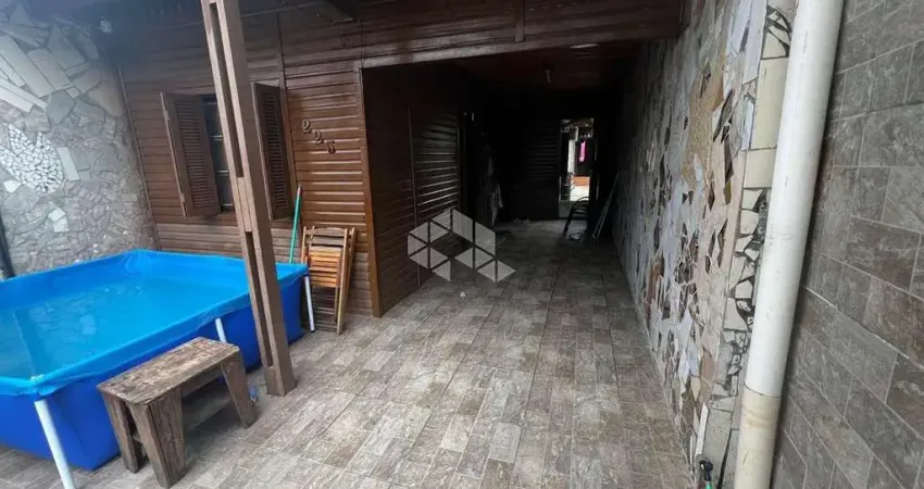 Casa com 2 quartos à venda na João Pereira dos Santos, 225, Costa e Silva, Porto Alegre