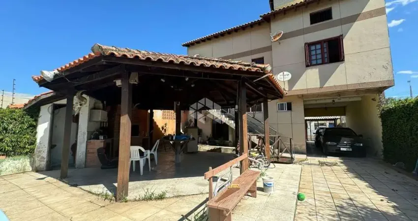 Casa com 3 quartos à venda na Rua Pandiá Calógeras, 900, Niterói, Canoas