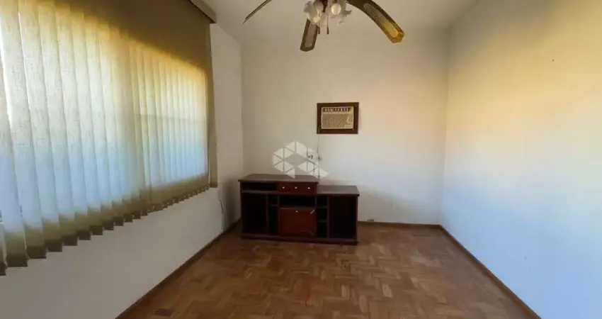 Casa com 2 quartos à venda na Rua Dom Feliciano, 283, Niterói, Canoas