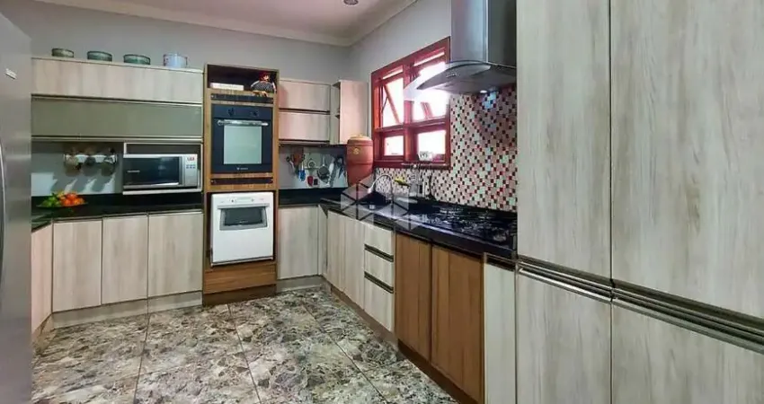 Casa com 5 quartos à venda na Rua Adão da Silva Santos, 362, São José, Canoas