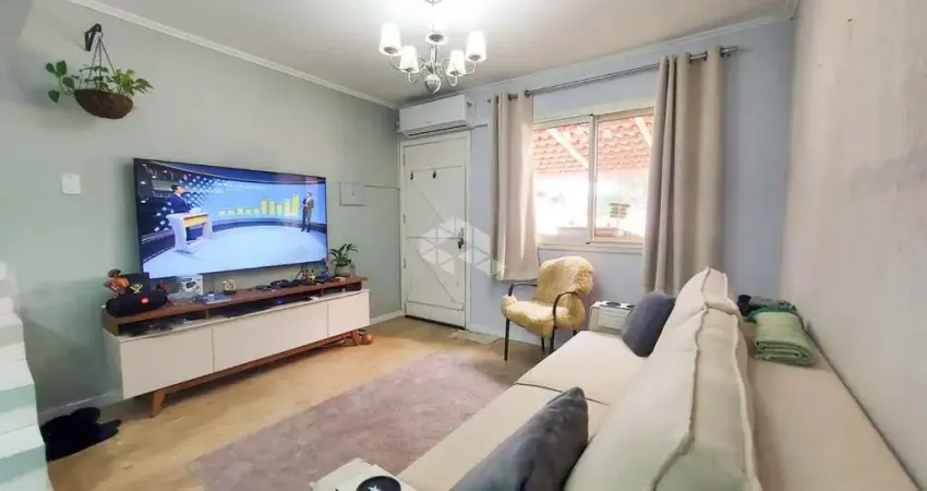 Casa em condomínio fechado com 2 quartos à venda na Rua Treze de Maio, 630, Rio Branco, Canoas