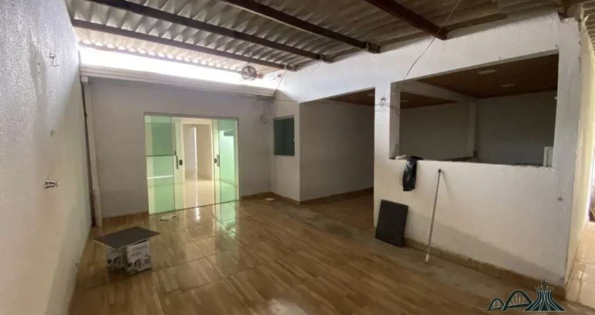 Casa com 3 quartos , sendo 2 suítes na Qd 28 do Paranoá