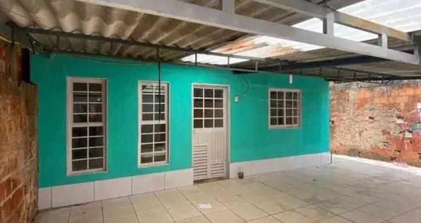 Casa com 02 Quartos, 01 Suíte - Lote de 150m² no Del Lago Itapoã/DF