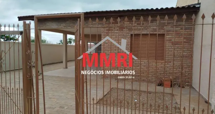 Imóvel no Centro de Araçoiaba da Serra-SP: 4 quartos, 2 suítes, 2 salas: Imperdível!