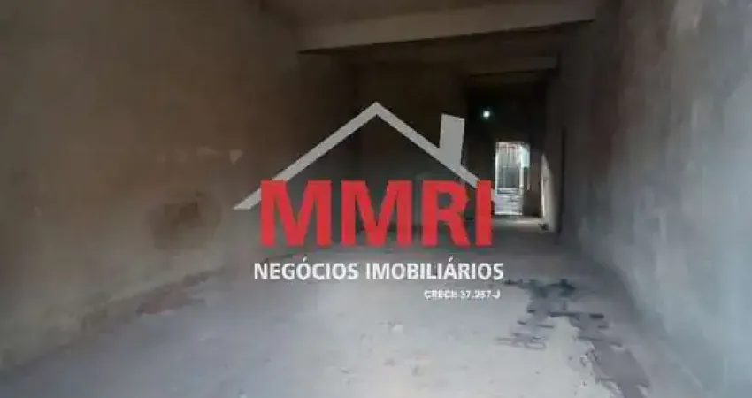 Salão Comercial à Venda em Araçoiaba da Serra-SP, Bairro Barreiro, 250 m² de Área