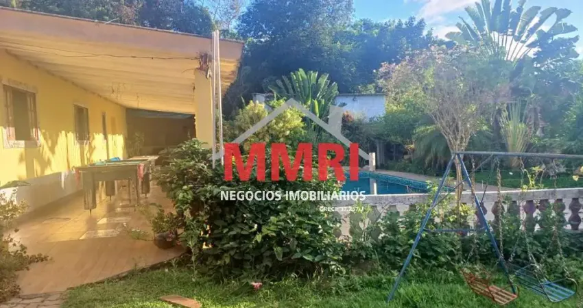 Chácara de 1.200m² à Venda em Araçoiaba da Serra-SP! Pertinho de você e ainda aceita PERMUTA!