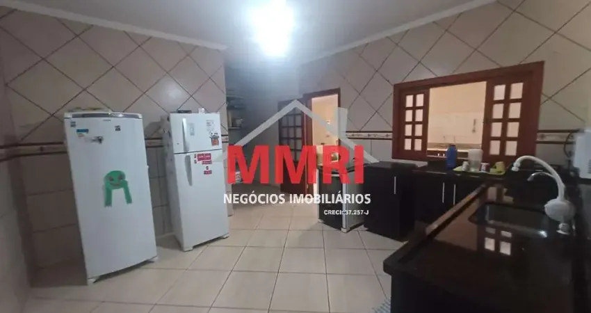 Chácara à Venda no Bairro Alvorada com 5 Quartos, 3 Suítes, 2 Salas, 3 Banheiros