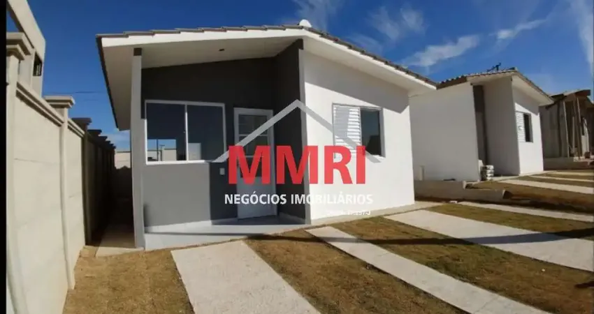 Casa em Condomínio à venda em Salto de Pirapora-SP po R$200.000,00!!! ACEITA FINANCIAMENTO