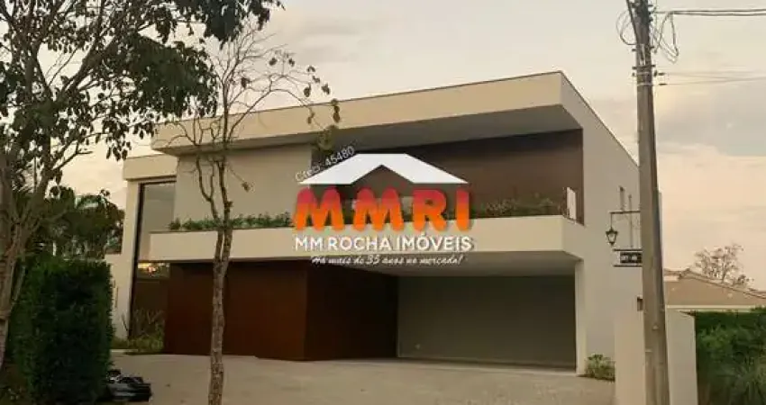 Casa de alto padrão com 04 suítes para venda no Condomínio Lago Azul em Araçoiaba da Serra/SP