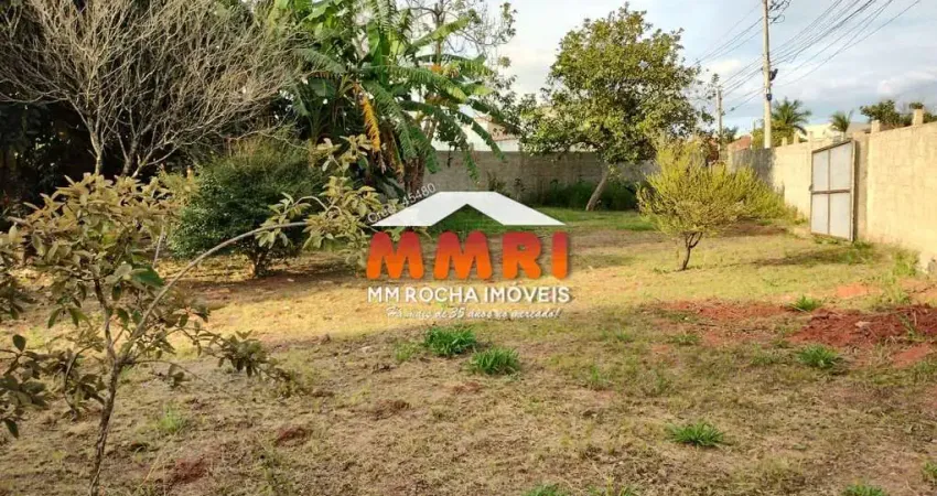 Terreno de 700m² para venda no bairro Bosque em Araçoiaba da Serra/SP