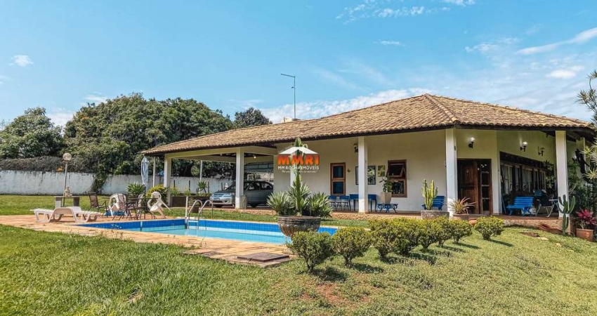 Chácara com 3 dormitórios à Venda no Jardim Dalila - Araçoiaba da Serra/SP