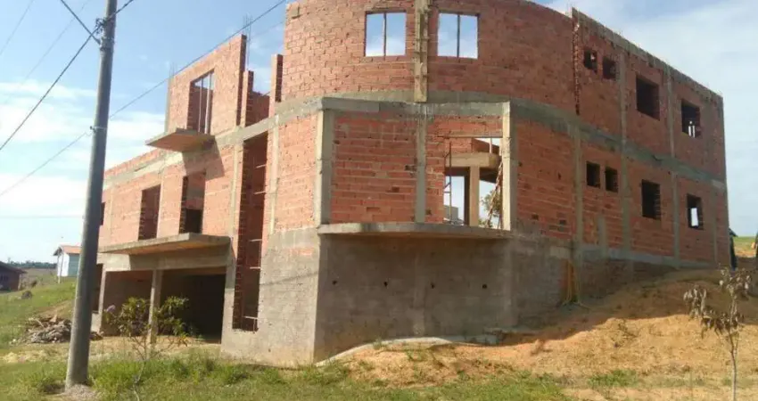 Casa de Condomínio com 4 dorms, Village da Serra, Araçoiaba da Serra - R$ 800 mil, Cod: 3853