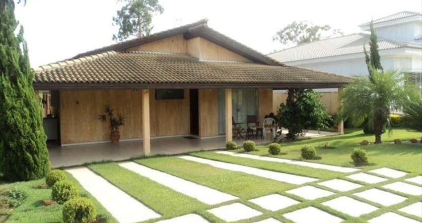 Espetacular Casa de Condomínio com 3 dorms, Village Ipanema I, Araçoiaba da Serra - R$ 1.200 mil, Cod: 2426