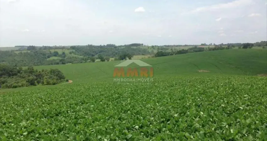FAZENDA Á VENDA DE 04 DORMITÓRIOS EM ITAPETININGA/SP