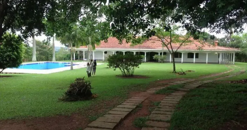 Fazenda com 2 salas à venda no Centro, Itapetininga 
