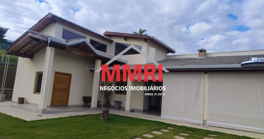 Chácara em condomínio no Haras Pavão, Araçoiaba da Serra: 2 quartos, suíte, 4 banheiros, 7 vagas, 2.100m².