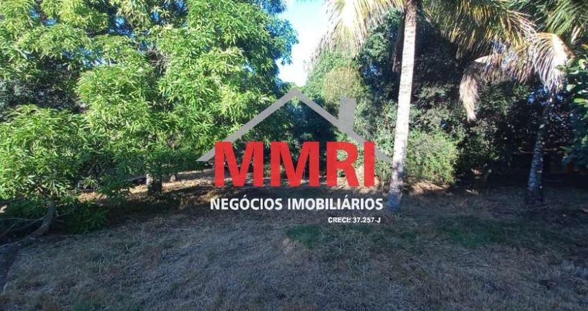 Terreno à venda em Araçoiaba da Serra-SP, bairro Ipanema do Meio, 800m² de área.