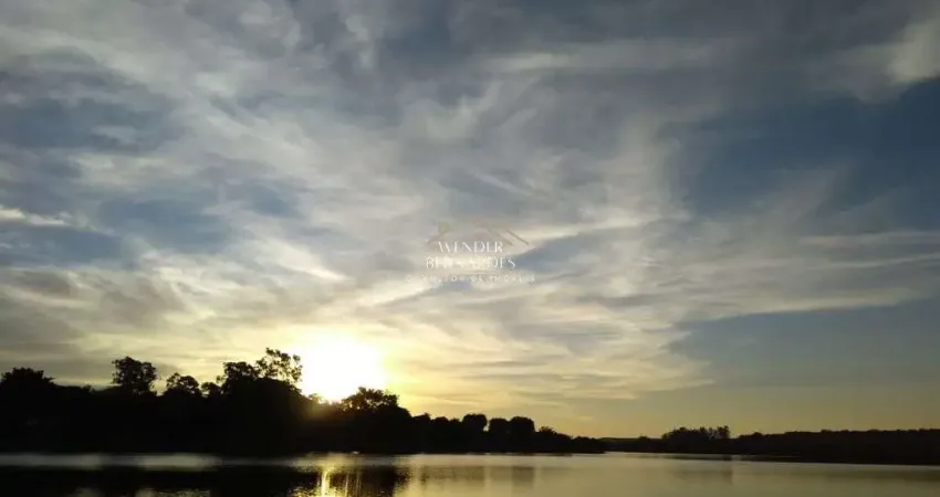 Tranquilidade e natureza, 7.500m² no Condomínio Chácaras Eldorado - Uberlândia!