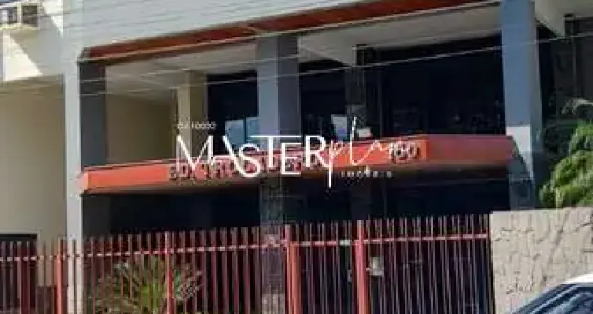 Apartamento com 4 quartos à venda na Mário Piriquito, 120, Comercial, Resende