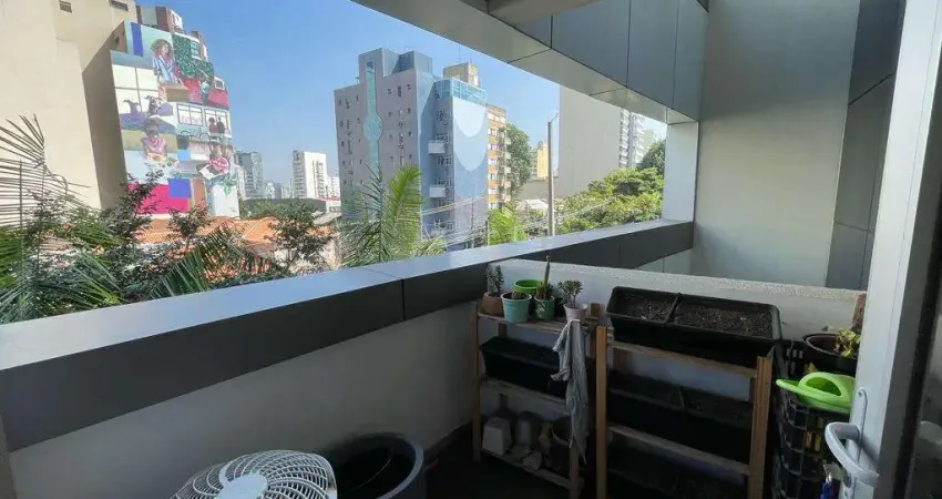 Sala comercial á venda em Pinheiros, com 50m² e 1 vaga de garagem