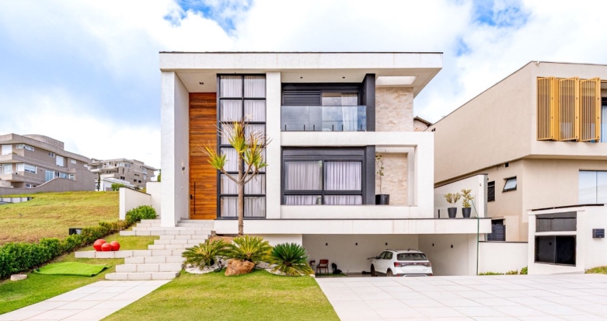 Casa de condomínio à Venda, Alphaville Santana de Parnaíba - SP