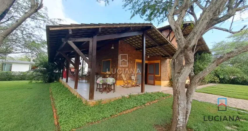 Casa com 4 quartos Jardim Amplo Condomínio Estilo Fazenda