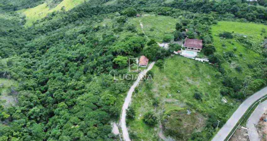 14 Hectares em Ótima Localização em Chã Grande/PE com caminho todo calçado