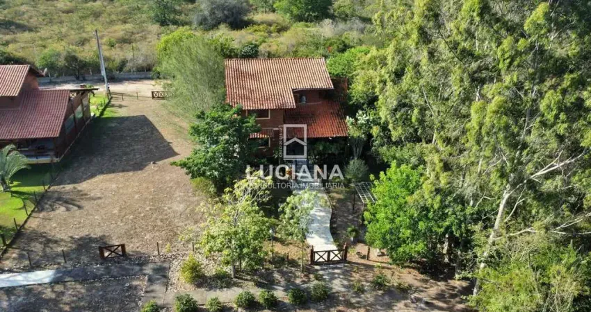 4 Quartos! Casa aconchegante em Condomínio Fechado - Gravatá/PE