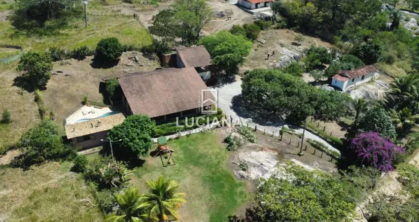 Paraíso! Rancho de 2,4 Hectares - Casa com 6 quartos - 5km do centro de Gravatá!