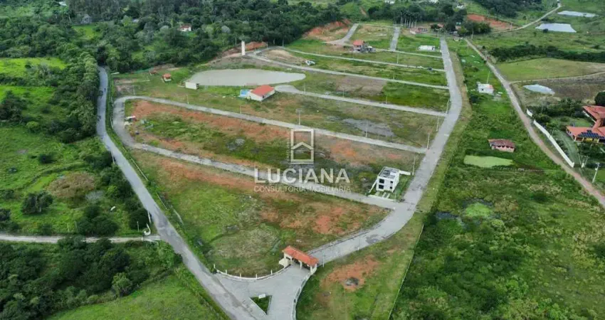 Clima Incrível! Lote com 200 m² em Condomínio em Chã Grande/PE!