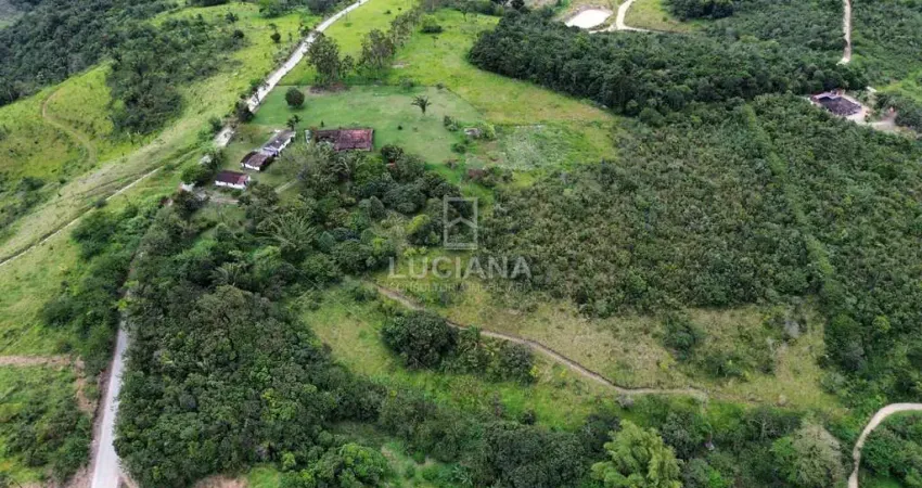 Acesso sem estrada de terra! propriedade com 7 hectares em chã grande